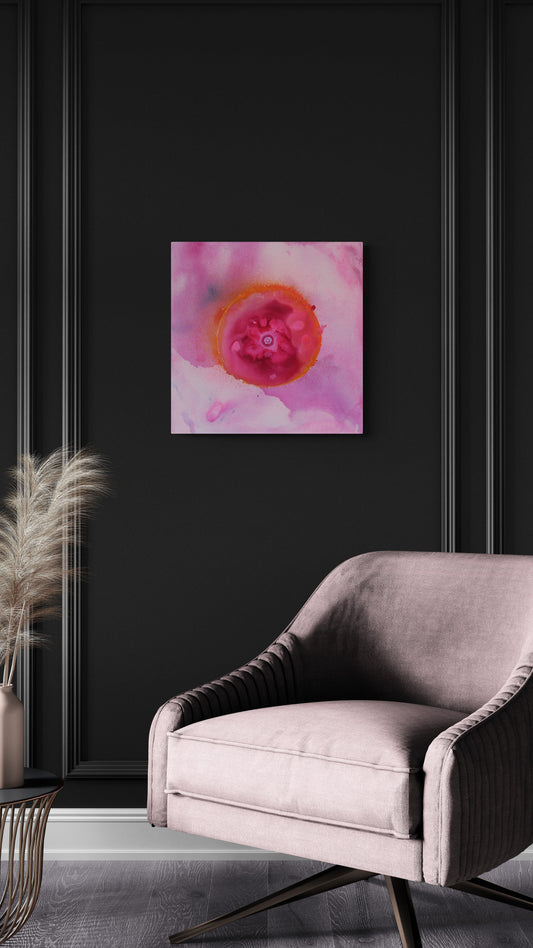 Œuvre "L'origine de la magie" en situation dans un intérieur – peinture originale haute fréquence signée Chloé Friot.